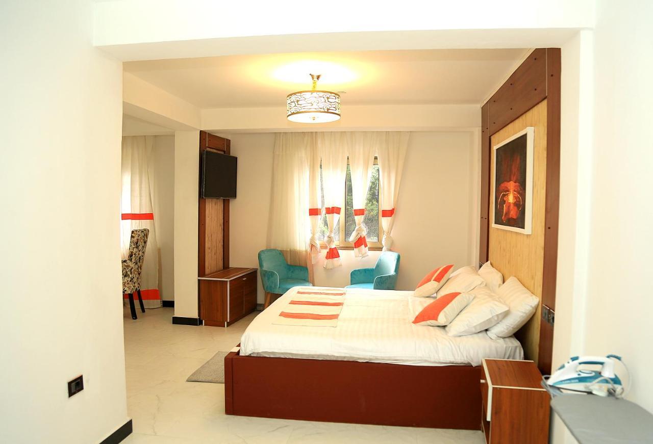 Abat Guest House Аддис-Абеба Экстерьер фото