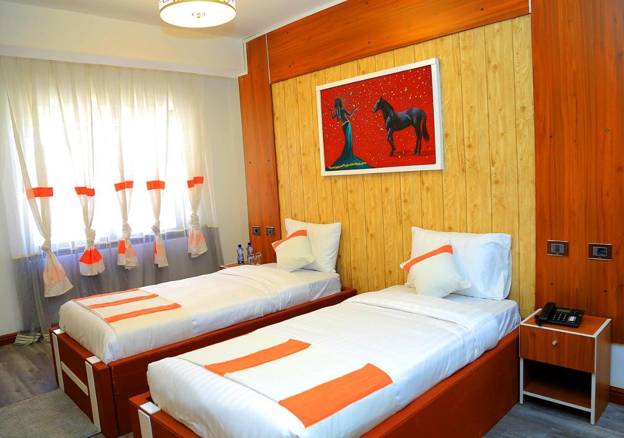 Abat Guest House Аддис-Абеба Экстерьер фото