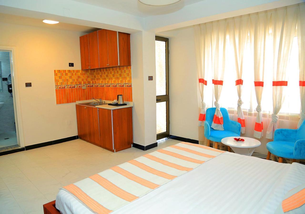 Abat Guest House Аддис-Абеба Экстерьер фото
